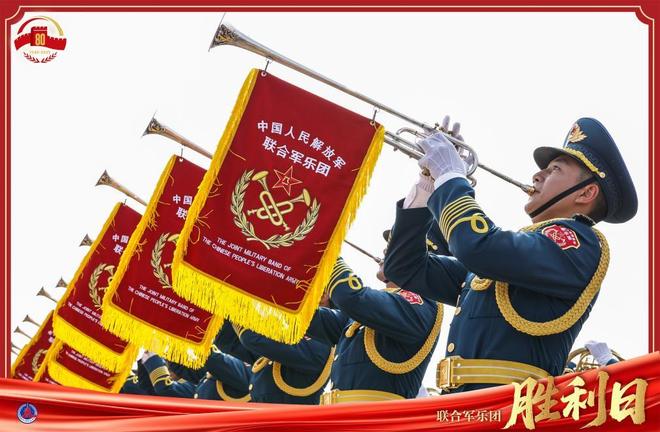 霍震霆与儿子们齐聚北京观看阅兵霍启刚发长文:强大的军队向世界展示了我国的底气(图3)