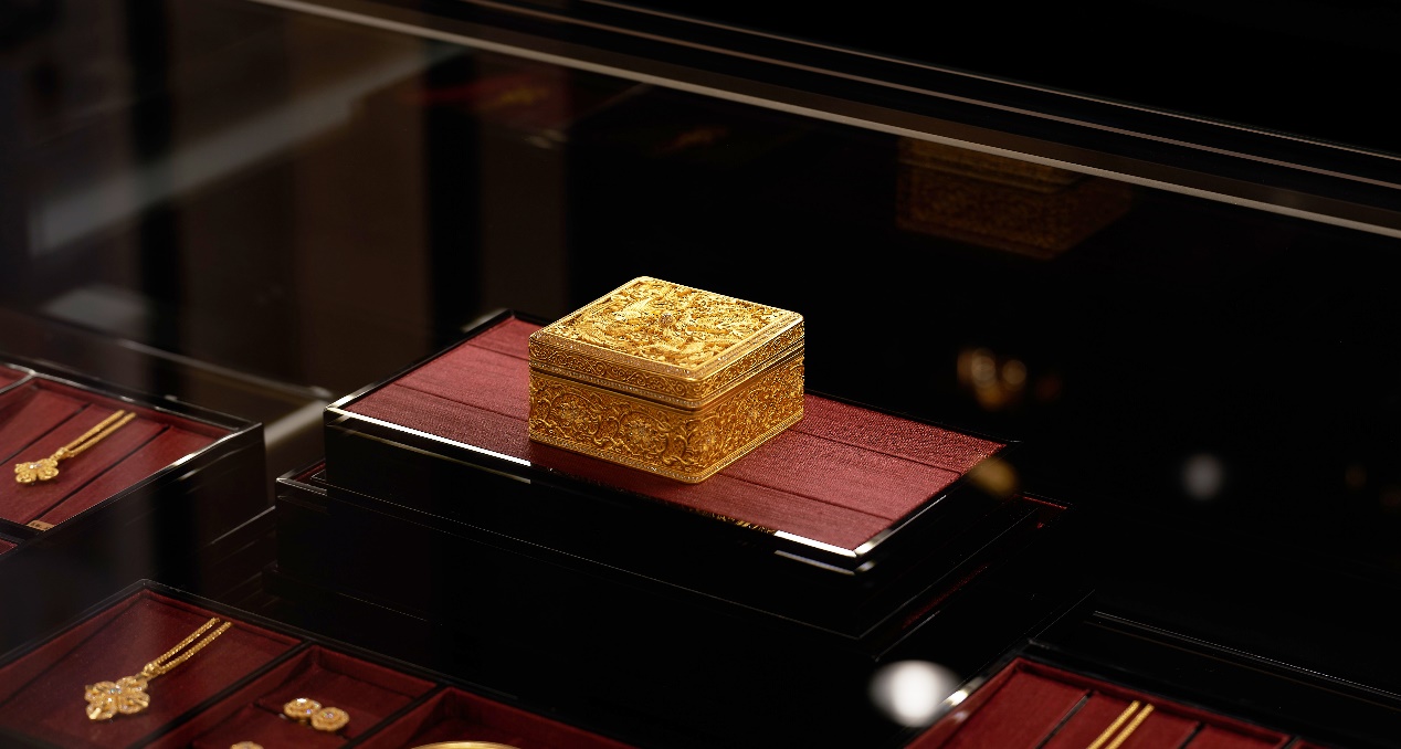 560亿上海黄金老店入局奢侈品(图1) 560亿上海黄金老店入局奢侈品