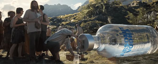 不输冰岛的北极圈胜地打卡雪山群峰下的红色渔村推开窗就是极光!(图7)