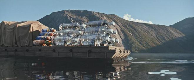 不输冰岛的北极圈胜地打卡雪山群峰下的红色渔村推开窗就是极光!(图10)