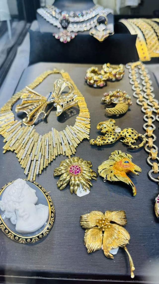 从法国古董珠宝到中式麒麟进博会珠宝馆演绎“跨文化美学”对话(图2)