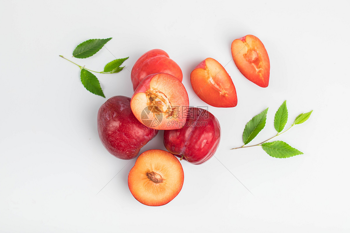 20岁封神的“漫画女王”凭一己之力终结男性审美霸权!(图1) 20岁封神的“漫画女王”凭一己之力终结男性审美霸权!