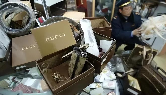 几乎全是假货!利润高达2400%为何消费者还前赴后继争相购买?(图5)