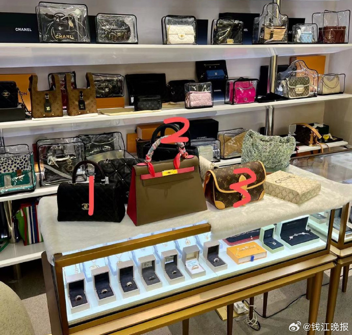 上海黄浦二手奢侈品回收｜闲置大牌变现价格透明不踩坑指南