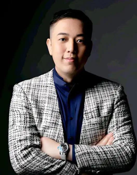 林强涉案989亿被抓细节曝光妻子满墙爱马仕全家合谋洗钱8亿(图5)