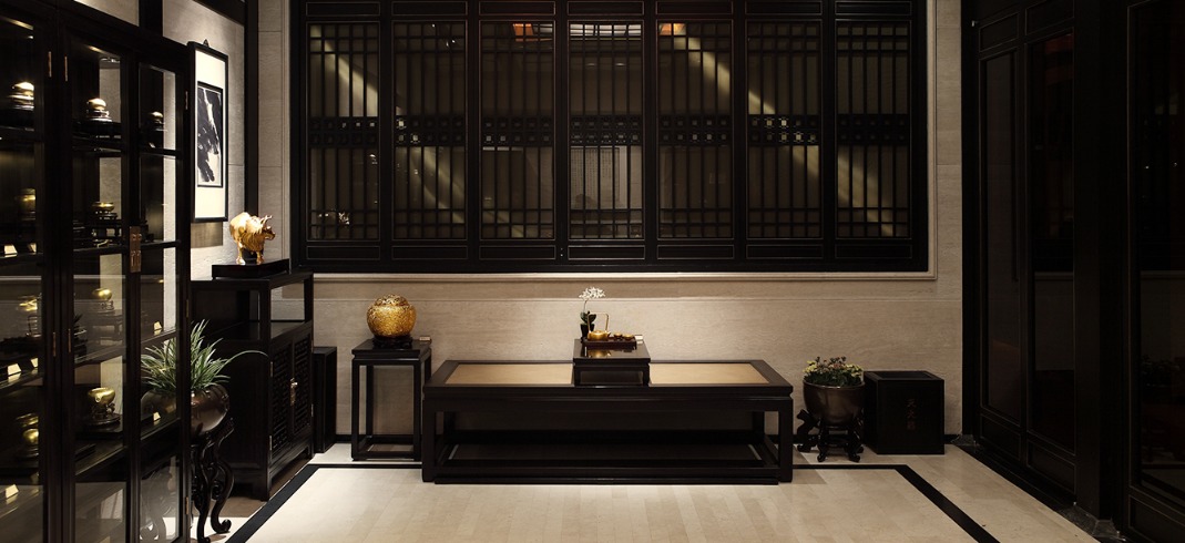 一年销售暴涨200亿的老铺黄金要继续抓紧贵妇的心(图2)