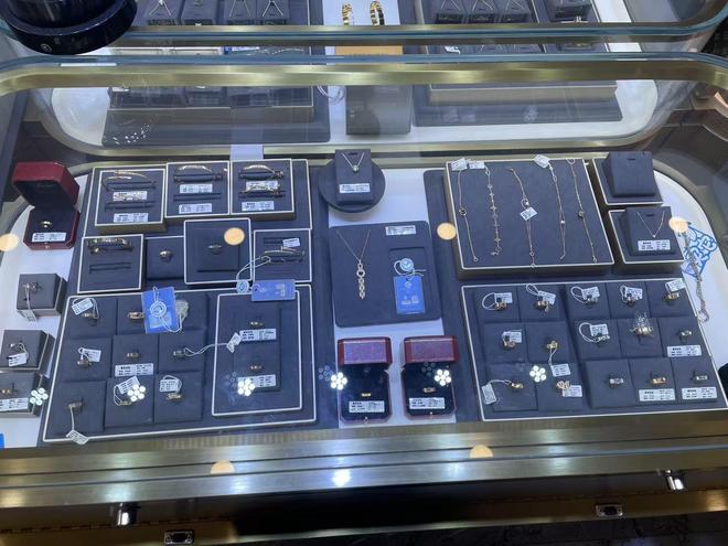 吴江区二手奢侈品回收哪家估价准(图2)